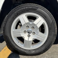 岡山【自社ローン】保証人無可★全国対応★Jeep コンパス【ノース】Bluetooth/ハーフレザーシート/走行中TV可/バックカメラ/サイドカメラ/フルフラットシート/DVD再生/クルコン/ETCの画像