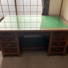 アンティーク調学習机の画像