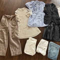 レディース　洋服まとめ売りの画像