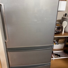 無料　冷蔵庫、レンジ、ケトル3点セットの画像