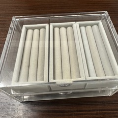 無印良品のアクセサリーボックスの画像