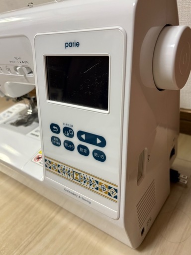 ブラザー　刺しゅうミシンparie (パリエ）