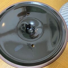 【中蓋と蓋のみ】銀峯陶器 菊花 ごはん土鍋 5合炊きの画像