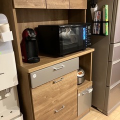 値下げしてます！食器棚の画像