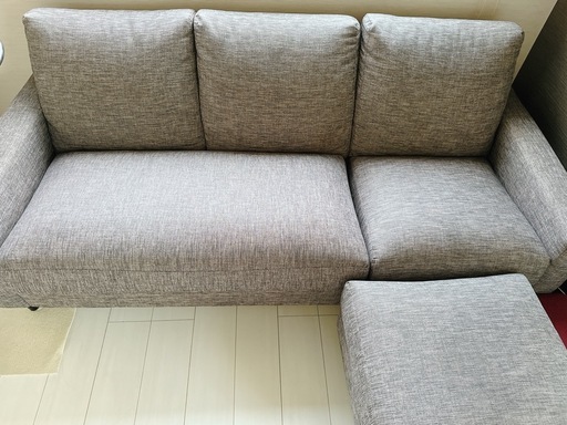 3人掛けのカウチソファー　グレー