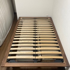 無印　木製ベッドフレーム　セミダブルの画像