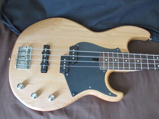 YAMAHA BB234 ベース　ケース付き 値下げしました！ ベースギター YAMAHA BB234 PJタイプ ソフトケース