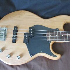 ベースギター　YAMAHA　BB234　PJタイプ　ソフトケース・ケーブル・ストラップ等付き　手渡し希望です。の画像