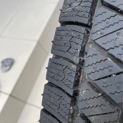【美品】ブリザック冬タイヤホイール付　215/70R16の画像