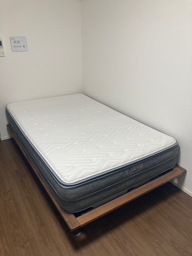 ニトリ  セミダブルマットレス（Nスリープハード）