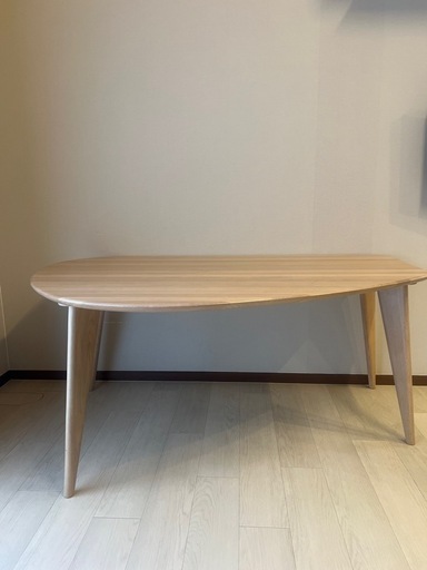 【値下げしました！】美品！天然木　ダイニングテーブル