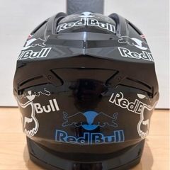 Red Bull フルフェイス　ヘルメット　バイク　レーサーの画像