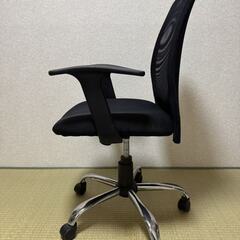 オフィスチェア(幅58×奥行58×高さ110cm)の画像