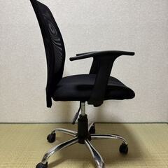 オフィスチェア(幅58×奥行58×高さ110cm)の画像
