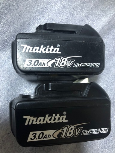 ②マキタ18vバッテリーBL1830B、中古美品バッテリー、２個
