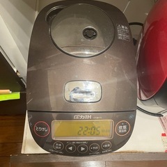 炊飯器の画像