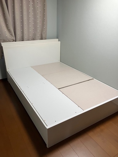 美品！ダブルベッド　フレーム