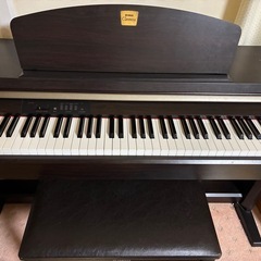 ヤマハ　電子ピアノ(椅子付き)の画像