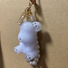 レジンクマさんキーホルダーの画像