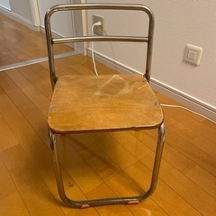 幼稚園チェア　古家具　の画像