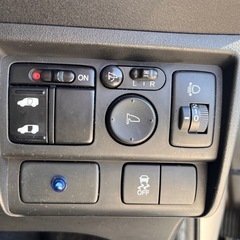 フリードハイブリッド1.5 ETC ワンセグTV メモリーナビ ドライブレコーダー 両側スライド片側電動ドア キーレスの画像