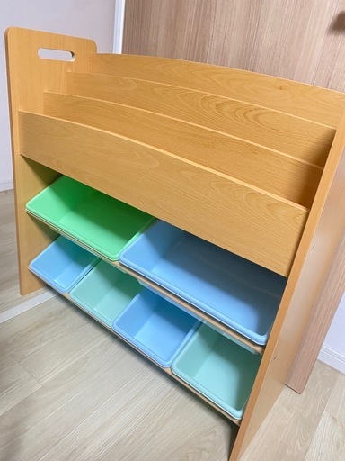 本棚、おもちゃ収納