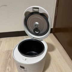 炊飯器の画像