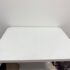 サイドテーブルの画像