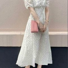 GRLのドット柄ワンピースです☺️の画像