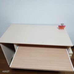引き出すとテーブルになりますの画像
