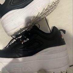 FILA ブラック プラットフォームスニーカー ディスラプターの画像