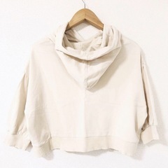 【急募‼️】ショート丈 五分丈パーカー★レディース Sサイズの画像