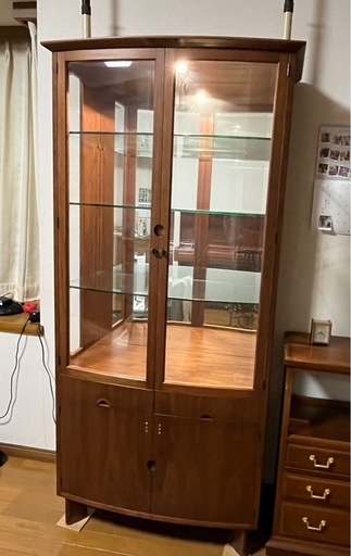 高級❗️キュリオ(飾り棚)【取りに来てくれる方】