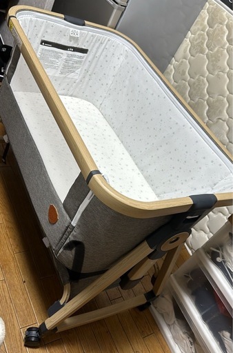 ベビーベッド
