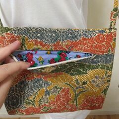 ショルダーバッグの画像