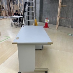 事務机【取りに来られる方限定】の画像
