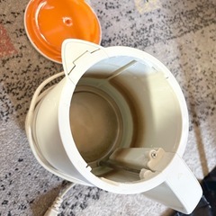 9/11 12 引取希望！電気ポットの画像