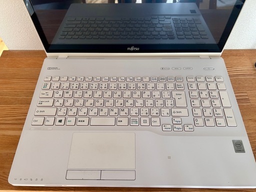 受付終了ノートパソコン　8GB SSD256 Officeあり