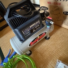 ミニエアーコンプレッサーの画像