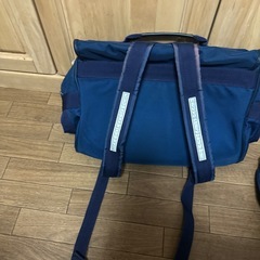 南第二中学校のバックの画像