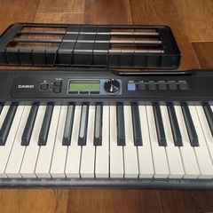 CASIOキーボード　CT-S300 美品の画像