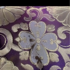 御前座布団（紫・金刺繍） の画像