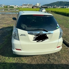 ホンダ　フィットシャトル　ハイブリッドの画像