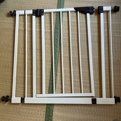 西松屋購入ベビーゲート２つセットの画像