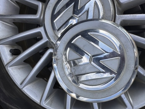 フォルクワーゲン アップ　VWup 純正　ホイールタイヤ　セット　4本　185/55R15