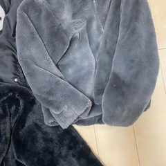 グレイル　gu ファーの画像