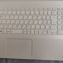 TOSHIBA dynabook T45/AWX (メモリ/12GB・HDD/1TB)の画像