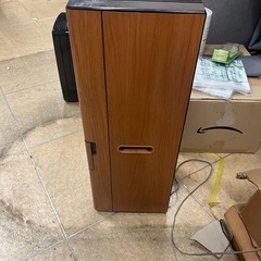 【引き渡し予定者あり】無料で差し上げます。ナショナル　業務用除湿機の画像