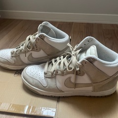 NIKE ハイカット
の画像
