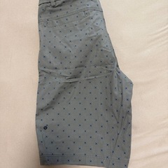 ショートズボンの画像